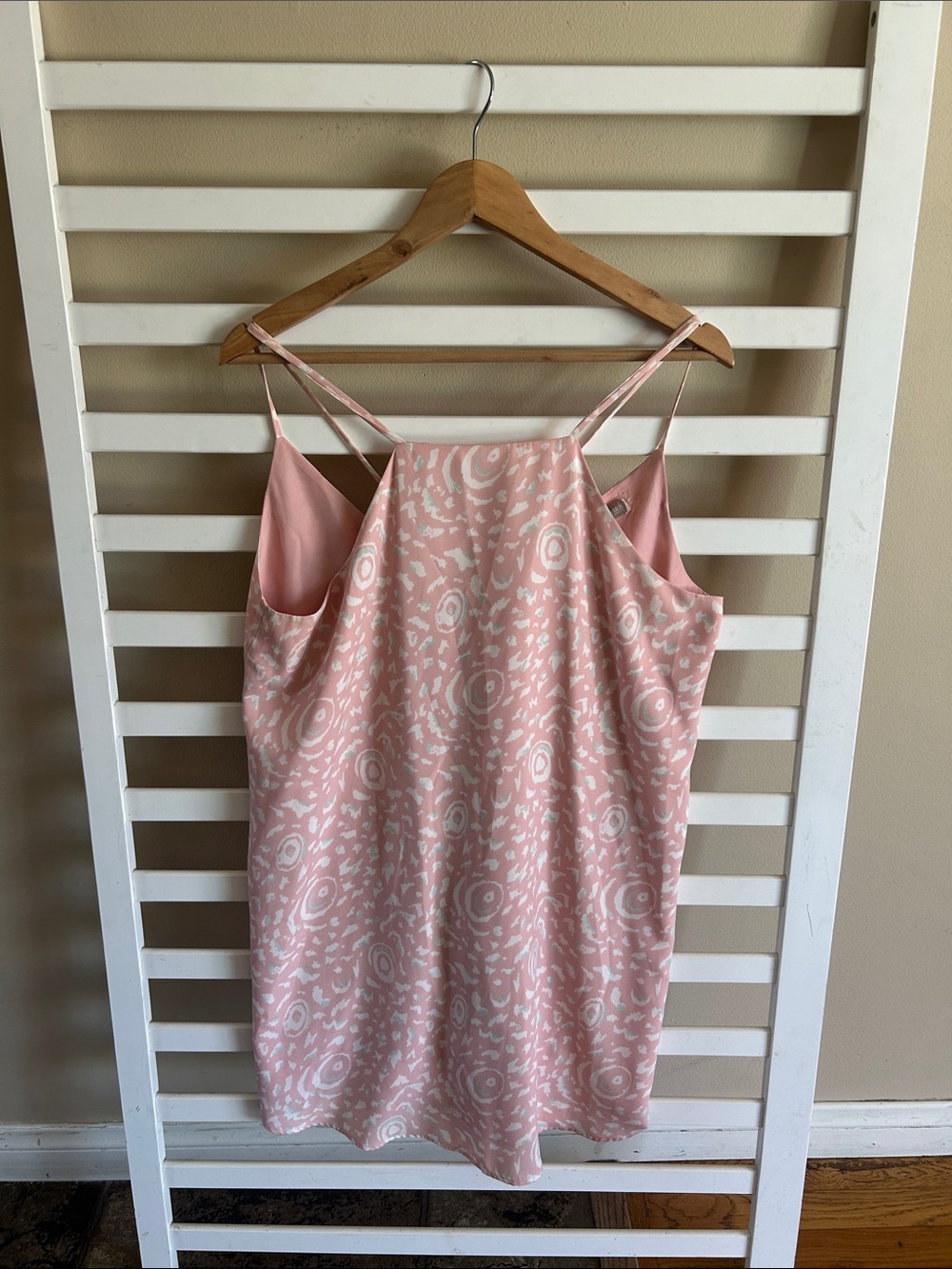 Forever 21 Pink Patterned Slip Mini Dress Size Medium - Picture 2 of 8